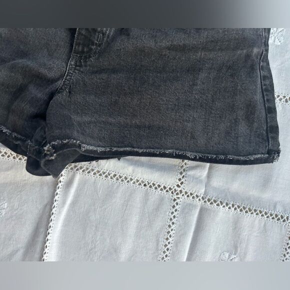 Universal Thread 90s Cutoff Shorts - Picture 3 of 6